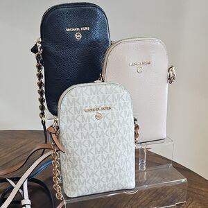 Michael Kors Women's Crossbody Bag - Black or Light Pink